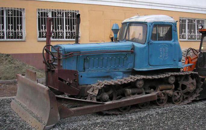 Pavlodar Tractor Plant: triste histoire du géant de la production