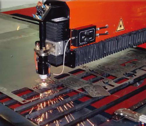 machine de découpe laser 