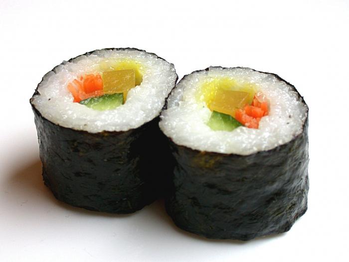 Combien de calories y a-t-il dans les sushis? Vous serez invité par des nutritionnistes expérimentés
