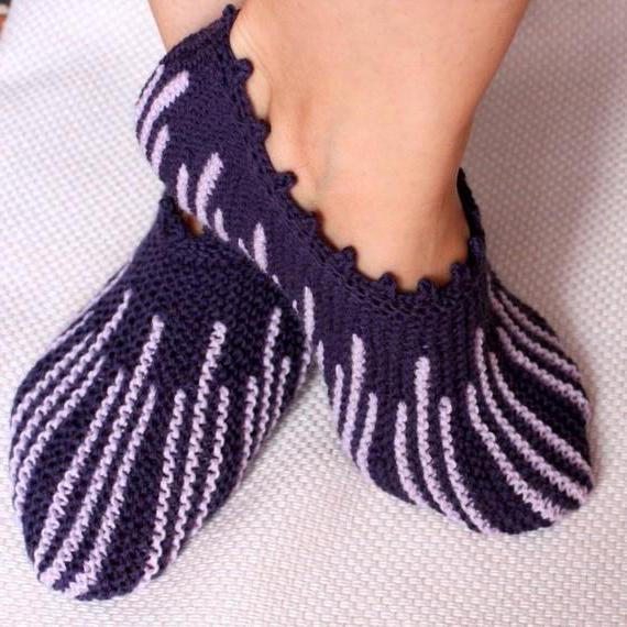 Comment attacher les pistes avec des aiguilles à tricoter: une instruction étape par étape avec une description
