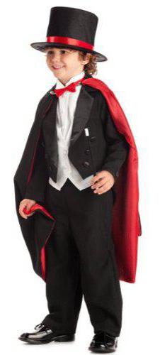 Un petit magicien: un costume pour un garçon de ses propres mains
