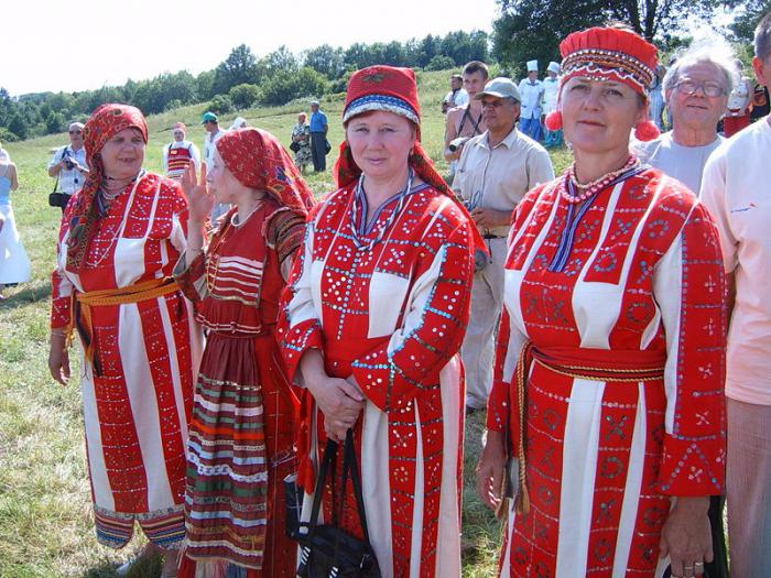 Description des costumes nationaux mordoviens