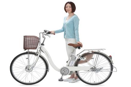 Vélo hybride comme moyen de transport pour une agréable promenade